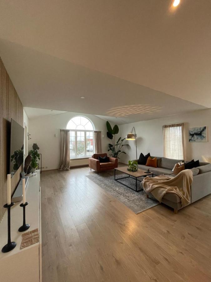 4-Bedroom Villa With Private Gym And Hot-Tub Reykjavík Zewnętrze zdjęcie