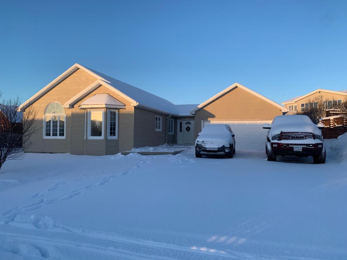 4-Bedroom Villa With Private Gym And Hot-Tub Reykjavík Zewnętrze zdjęcie